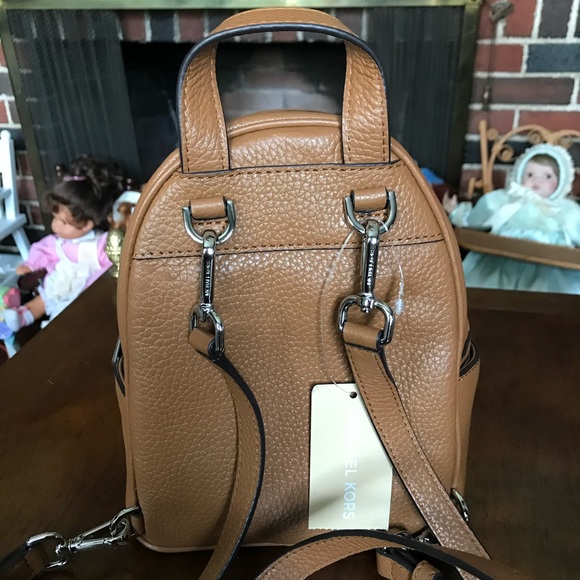 Michael Kors XS Acorn Abbey Studded Backpack NWT - Picture 4 of 6